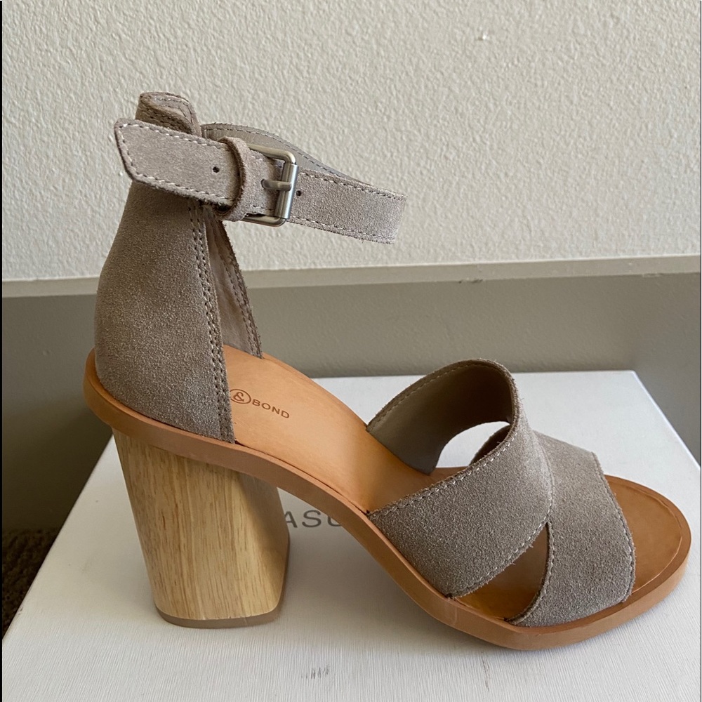 Wood heeled sandals